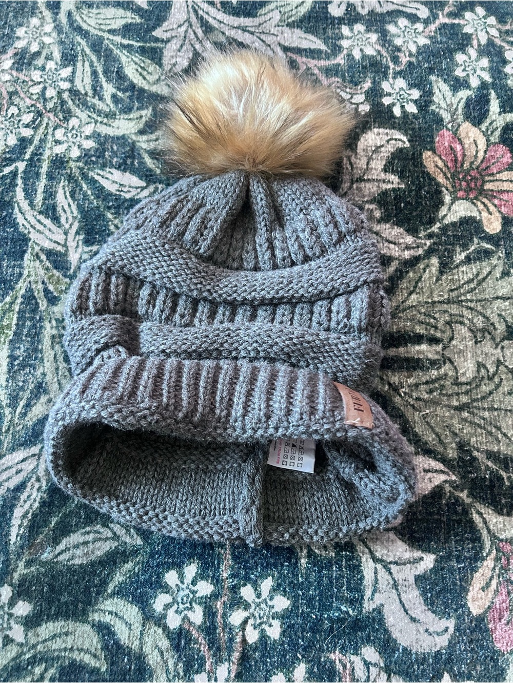 Gray Knit Pom Pom Beanie